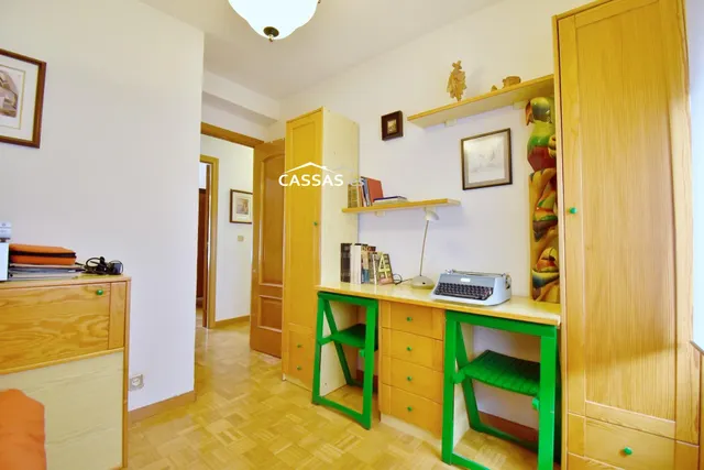 PARQUE CATALUÑA - 4 habitaciones y 2 baños. Terraza y 2 plazas de garaje OPCIONALES. — 36