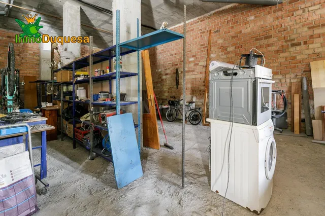 Gran local comercial de 222 m2 en ATARFE. - foto 4