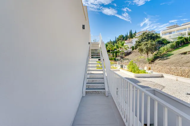 Chalet 4 habitaciones 429m² en venta - Marbella — 30