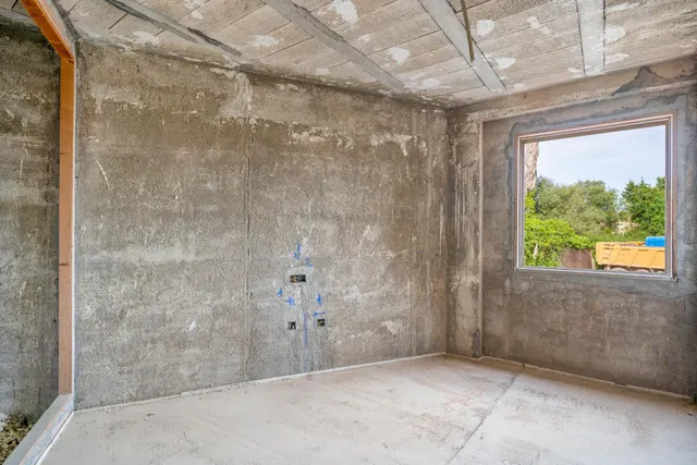 Edificio en María de la Salud en construcción. — 30