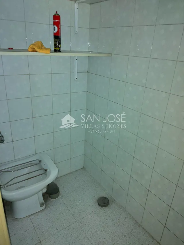 OPORTUNIDAD EN VENTA DE LOCAL COMERCIAL EN ASPE EN ZONA DEL PARQUE DOCTOR CALATAYUD — 11