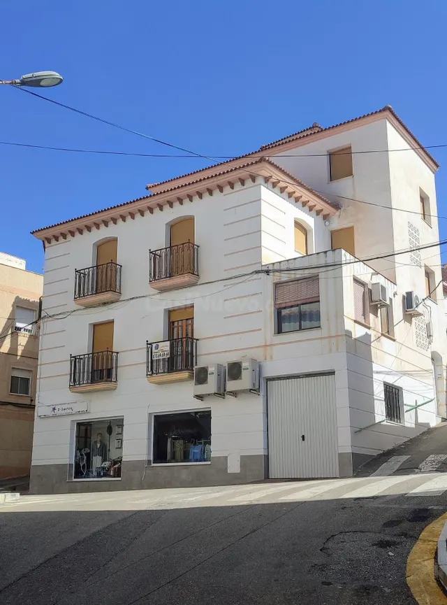 PISO EN OLULA DEL RÍO ( ALMERÍA ) DE 4 habitaciones.