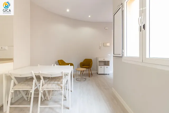 PISO COMPLETAMENTE REFORMADO EN EL CENTRO DE JEREZ — 28