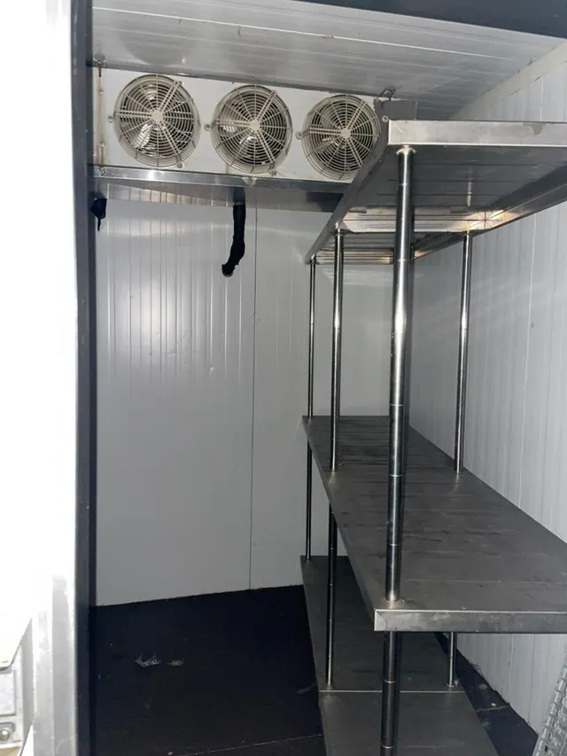 SALÓN DE  BODAS Y RESTAURANTE EN VENTA — 29