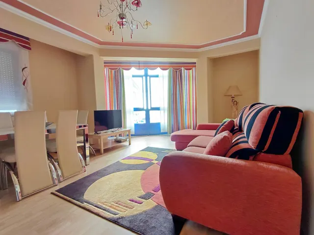 PISO A LA VENTA EN CAMBADOS — 25