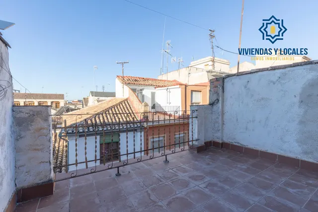 Oportunidad junto a plaza Trinidad — 36