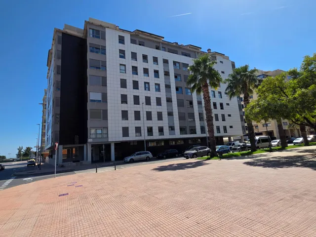 Oportunidad única en el Auditorio: Acogedora vivienda de 2 habitaciones con garaje y trastero — 32