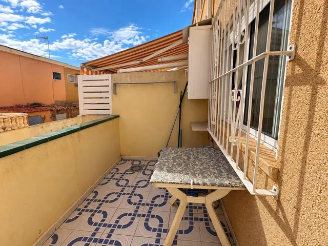 Adosado con garaje en venta a pocos minutos de la playa en Santa Pola — 15
