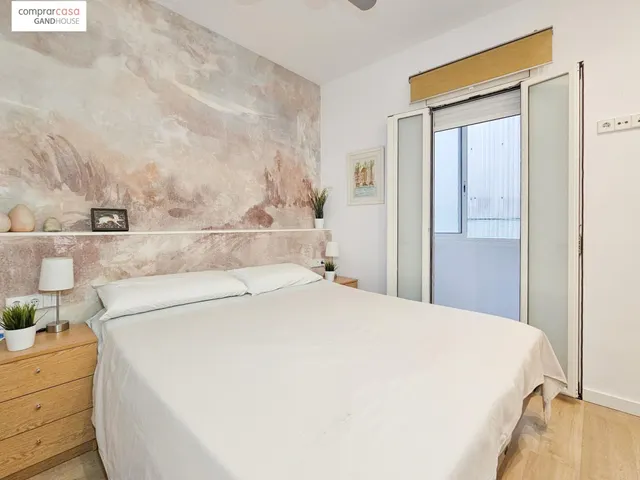 Piso Reformado en Sagrada Familia-Rosselló — 25