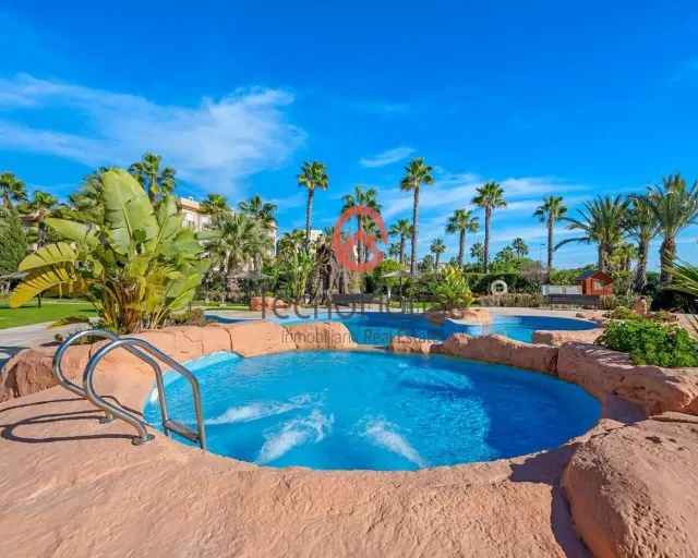 Exclusivo apartamento con vistas al mar en LA CALETA, Cabo R