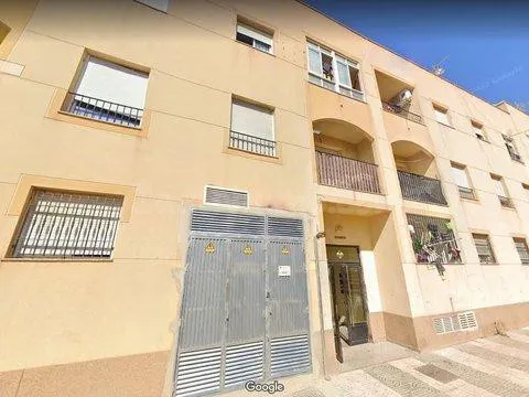 PISO OCUPADO POR PERSONA SIN JUSTO TÍTULO - foto 3