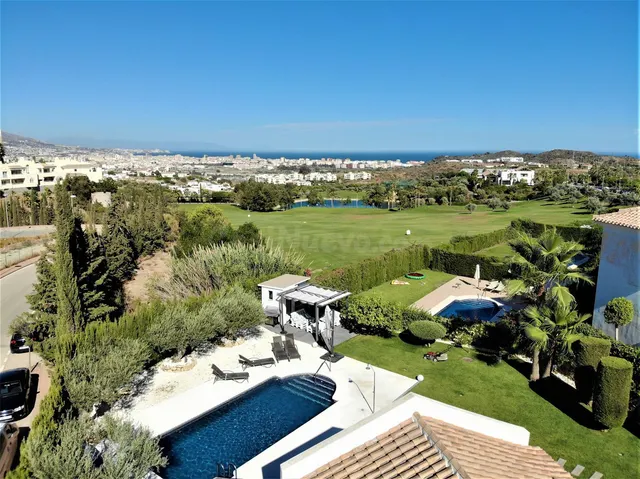 Chalet 3 habitaciones 477m² en venta - Riviera del sol — 4