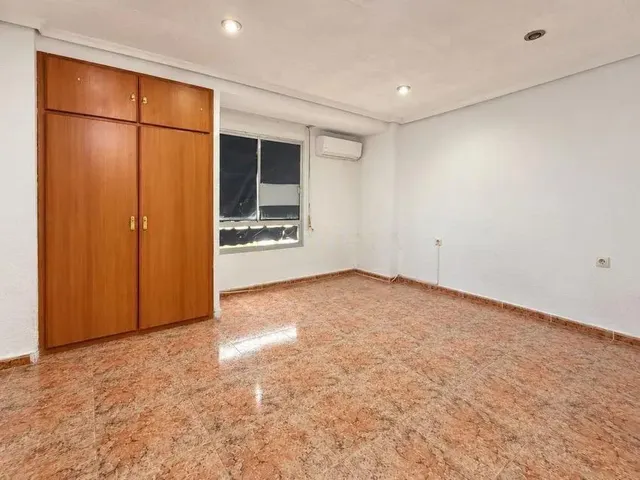 Se vende piso en Xirivella, Valencia — 14