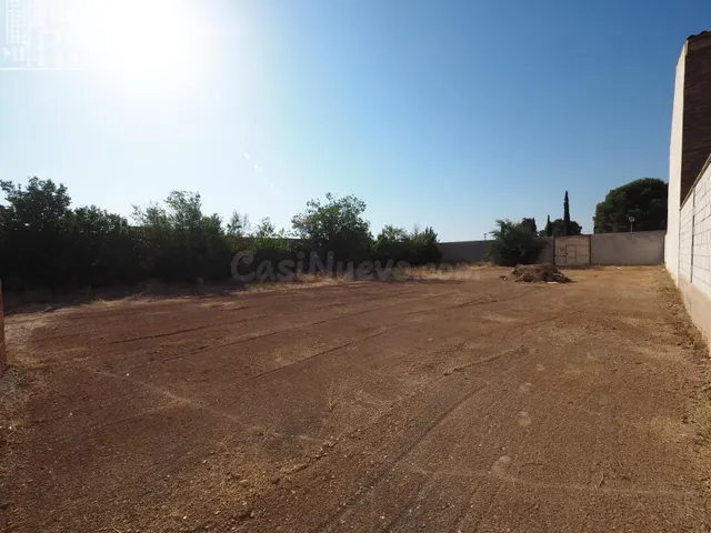 Oportunidad de Inversión en Tomelloso: Solar en Polígono 20  - foto 2
