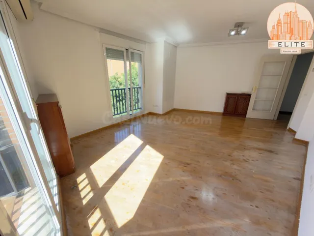 Zona Ayuntamiento, plz. Garaje ! - foto 3
