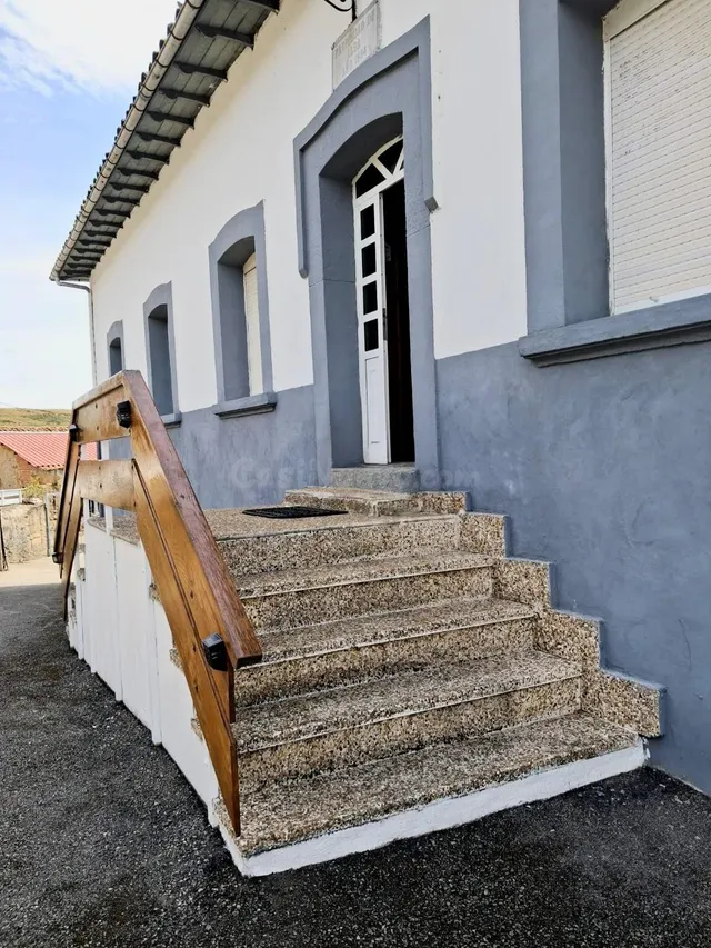Casona Tradicional con Terraza, Piscina y Fincas - foto 3