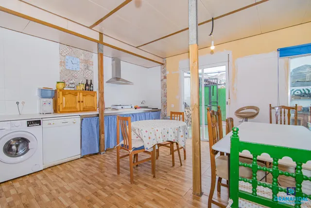 CHALET INDEPENDIENTE EN BEAS DE GRANADA — 10