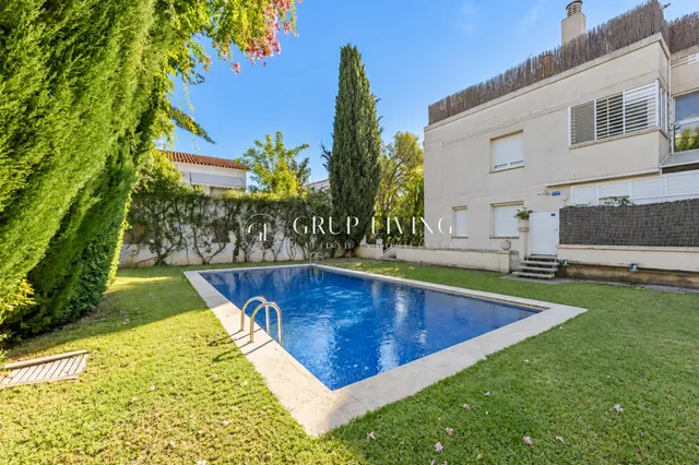 Ático dúplex en 2ª línea de mar en el vinyet, Sitges — 29