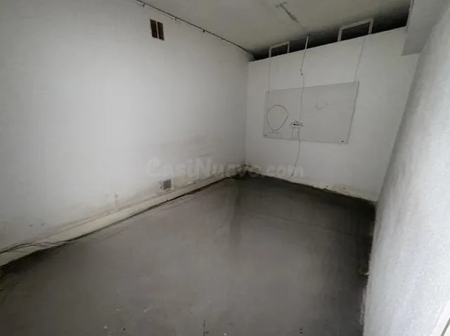 Venta de Local Comercial en Paseo Delicias, Madrid - foto 4
