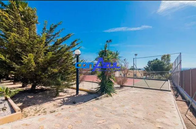 CHALET  A  UN PASO DE ELCHE, PLAYAS Y AEROPUERTO — 35