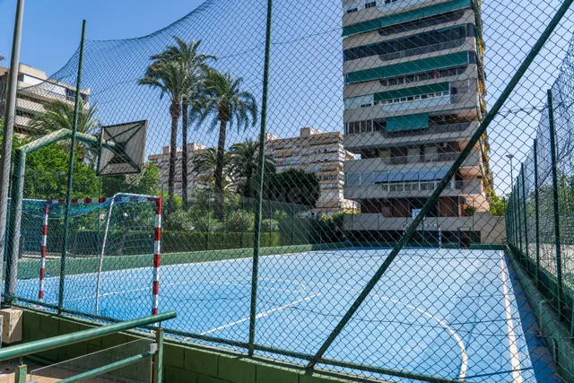 OPORTUNIDAD EN VENTA DE PISO DE 2 DORMITORIOS EN PLAYA DE SAN JUAN (ALICANTE) A 8 MINUTOS ANDANDO DE LA PLAYA — 35