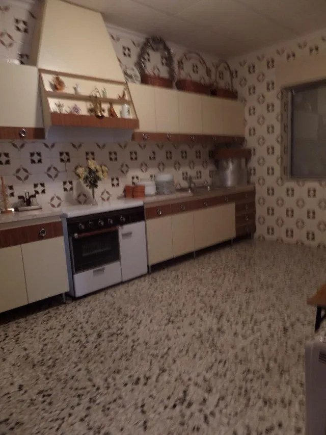 Fantástico restaurante de 370 m2, vivienda  2 plantas de 400m2 y terreno rústico de 6.912m2 LA GUIA — 30