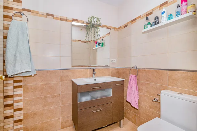 PISO 3 DORMITORIOS ZUBIA — 27