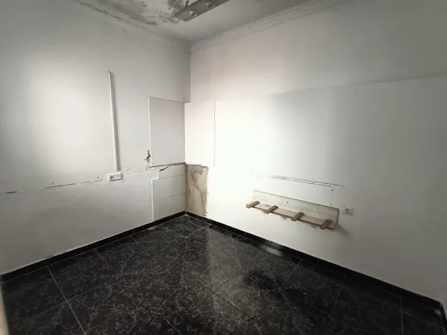 OPORTUNIDAD DE DOS CASAS EN UNA — 18
