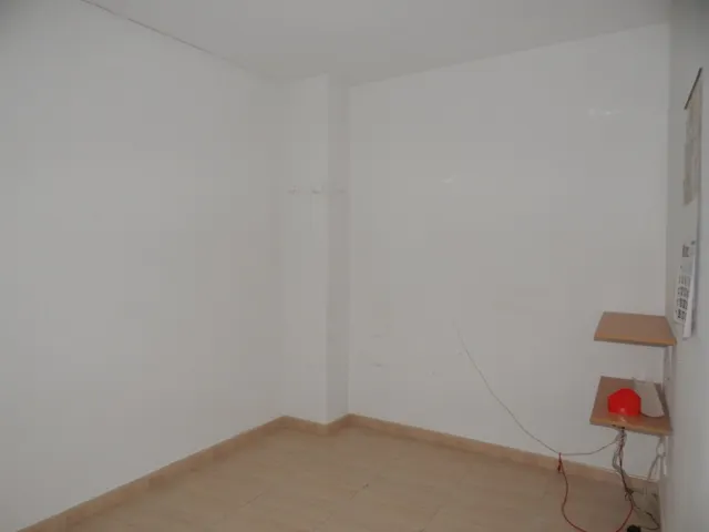 LOCAL COMERCIAL EN PLANTA BAJA CON MUY BUENA UBICACIÓN, EN ONTINYENT — 11