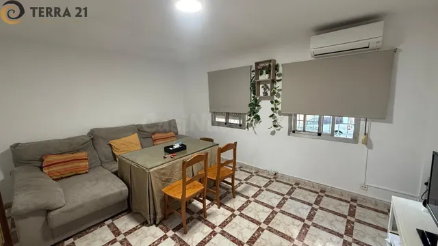PISO ALQUILER 500 Euros — 2
