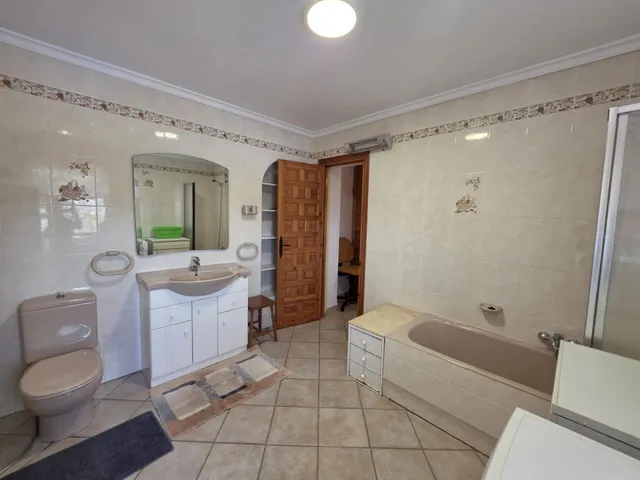 Encantadora villa en la prestigiosa zona de Balcón al Mar, Jávea — 17
