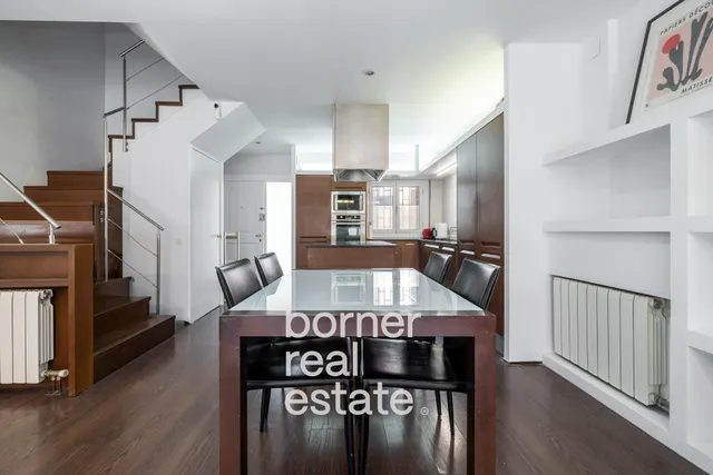 Chalet adosado en venta en Calle de Sant Josep — 12