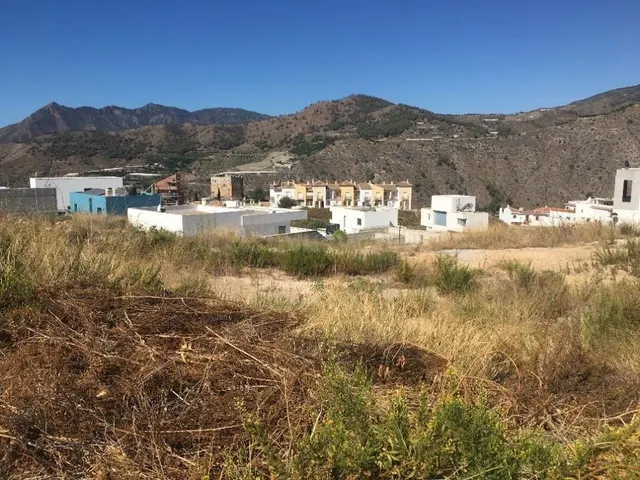 IDEAL INVERSIÓN EN VELEZ DE BENAUDALLA! - foto 2