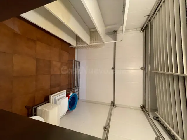 Local comercial 76m² en venta - Feria - foto 5