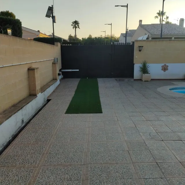 Casa 4 habitaciones 122m² en venta - Urbanización cañada verde — 35