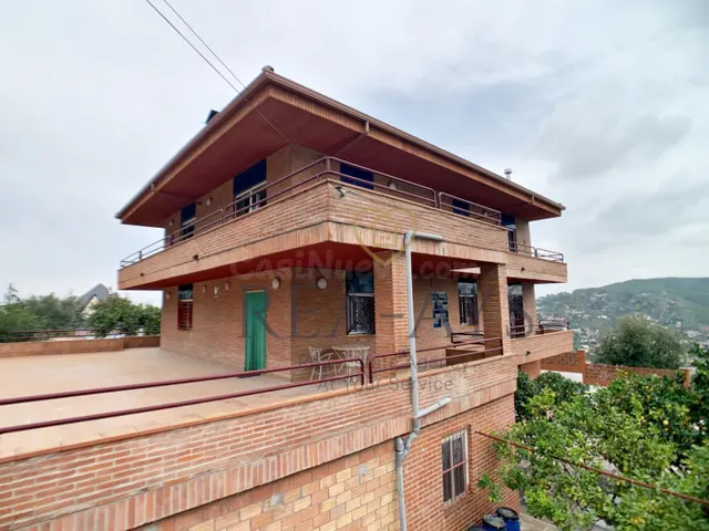 Chalet alto standing, 2 viviendas independientes de 115m2 ca - foto 2