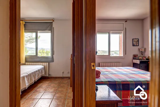 VENTA CASA EN PIERA ZONA CAN CLARAMUNT JARDÍN, PISCINA Y GARAJE!! — 28