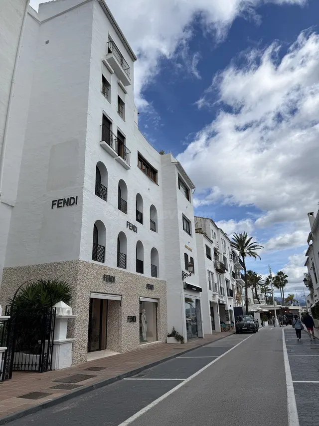 Parking 36m² en venta - Marbella — 2