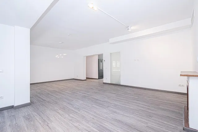 Magnífico primer piso reformado con terraza — 6