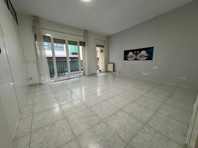 PISO CÉNTRICO DE 2 habitaciones EN MANRESA — 6