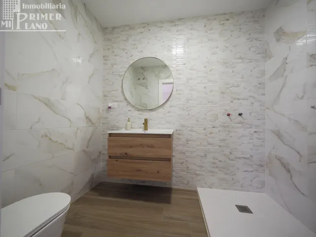 Espectacular Casa Tipo Chalet con Piscina Privada en Tomelloso — 6
