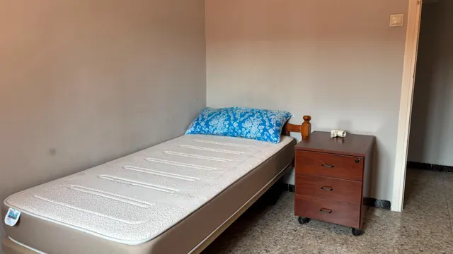 HABITACIÓN DE ALQUILER EN EL JUNCAL — 26