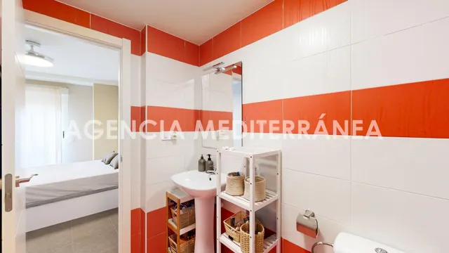 AMPLIA VIVIENDA DE 3 habitaciones JUNTO AL MERCADO MUNICIPAL DE PICASSENT — 25