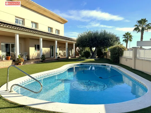 ¡CHALET ESQUINERO CON PISCINA PRIVADA Y VISTAS AL MAR EN EL MAS MEL! — 17