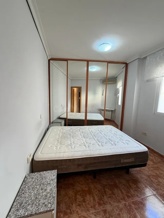 ACOGEDOR piso de DOS dormitorios en FUENTE DEL BERRO