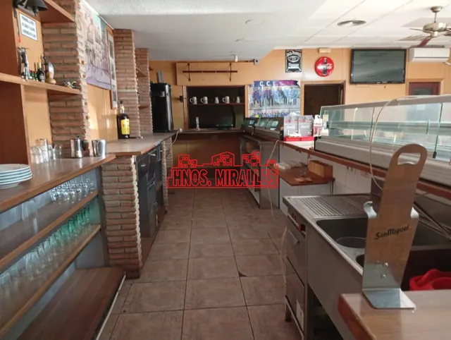 SE VENDE COMPLEJO EN ELCHE — 4