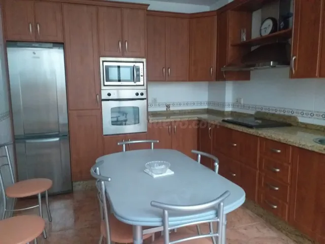 CASA TRÍPLEX EN VENTA EN BALERMA.