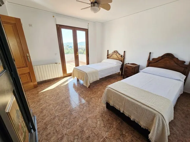 Espectacular villa privada en alquiler anual — 27