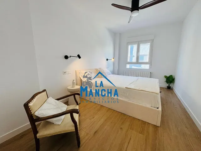 *329.000€* INMOBILIARIA LA MANCHA VENDE PISO EN ZONA CENTRO- - foto 5