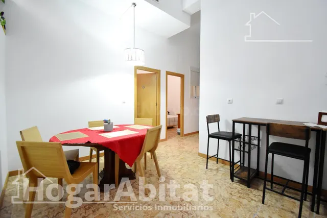 ¡CENTRO DE GANDIA! BAJO MUY AMPLIO CON TERRAZA Y TRASTERO - foto 3